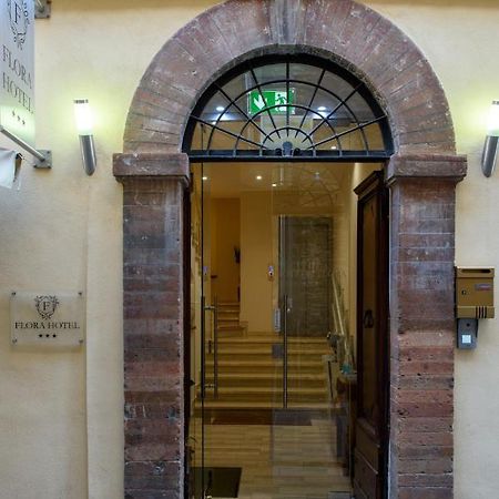 Flora Hotel Todi Eksteriør billede